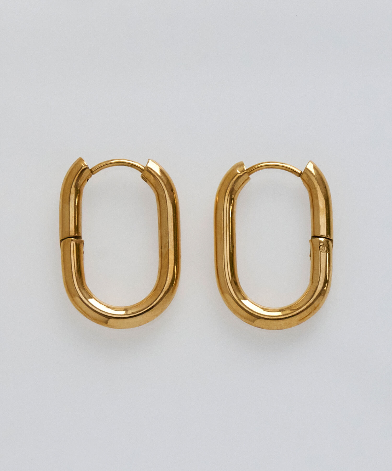 Phoebe「【金属アレルギー対応】ワンタッチオーバルフープピアス/サージカルステンレス/サージカルステンレス」|ピアス|