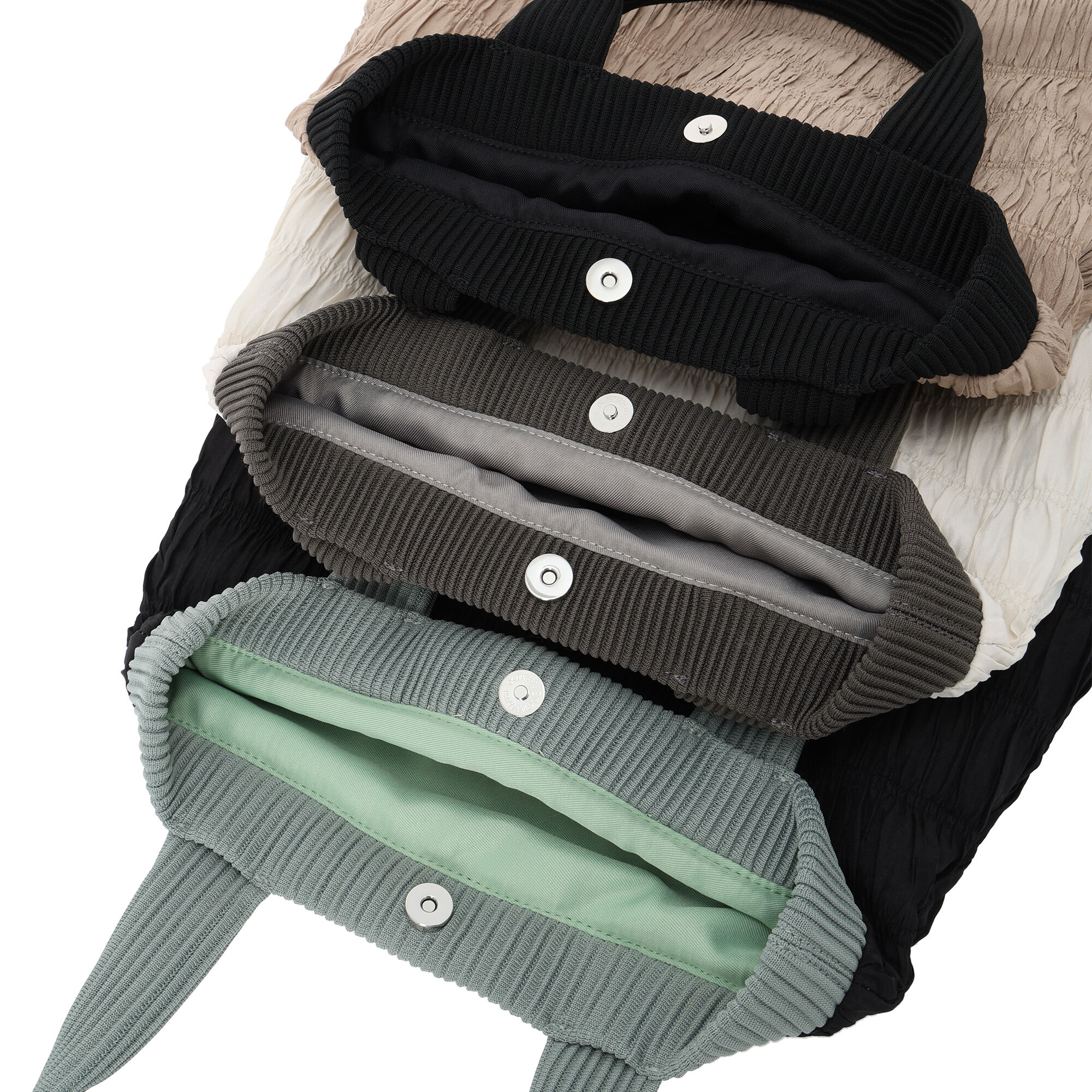  「ギャザートート／ＥＳＭＥＲＡＬＤＯ　ｈａｐｐｉｎｅｓｓ」|トートバッグ|