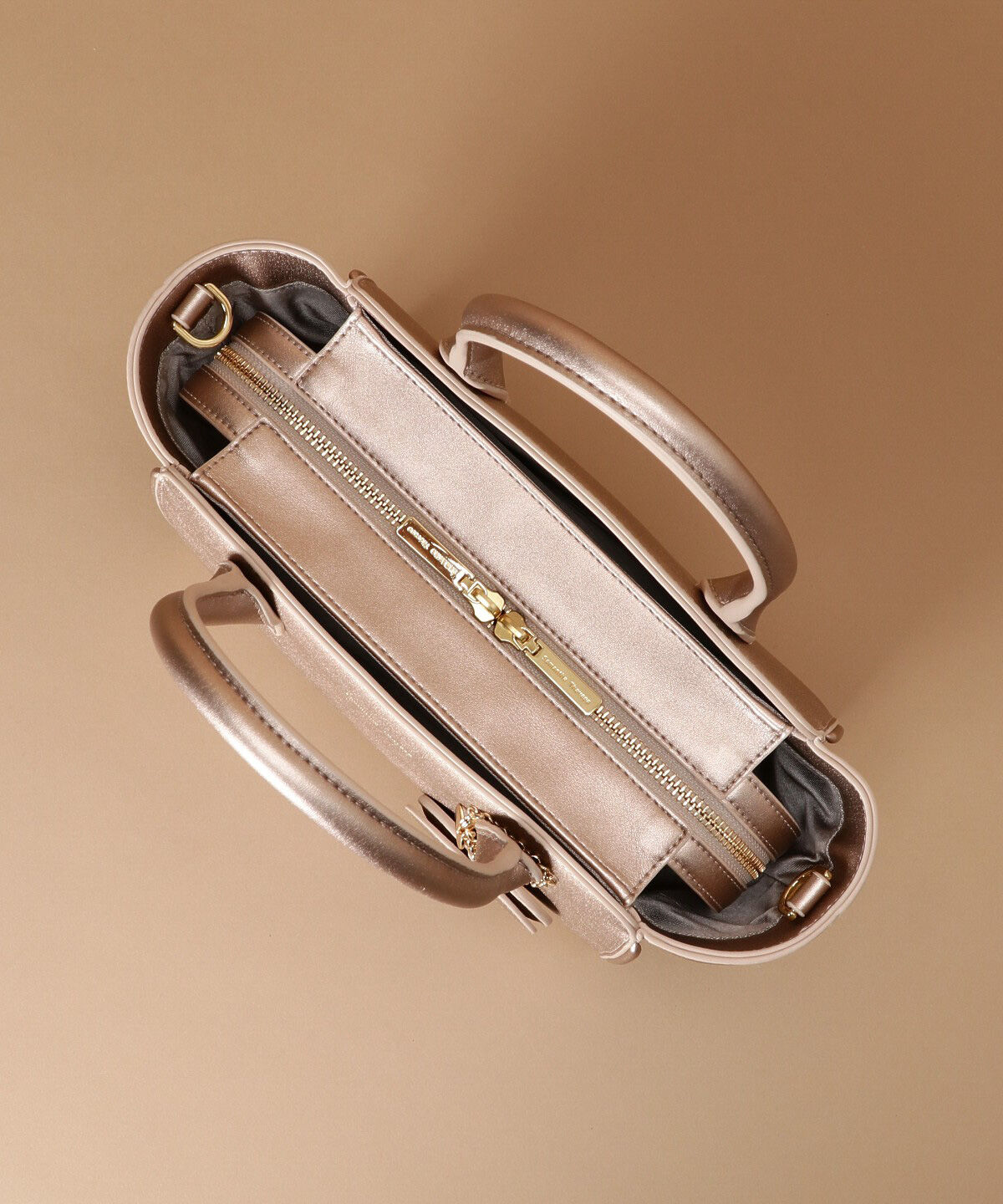 Samantha Thavasa「ミラーチャーム付きハンドバッグ」|ハンドバッグ|