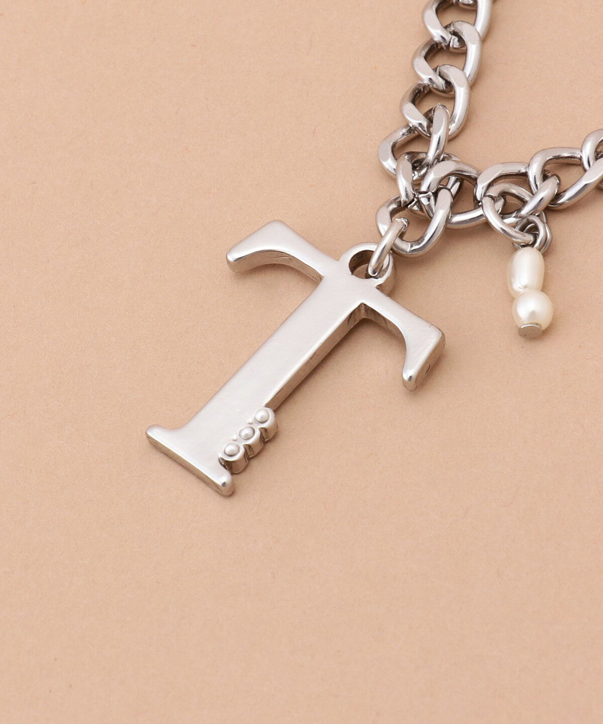 Samantha Thavasa「シルバーイニシャルバッグチャーム T」|チャーム・キーホルダー|