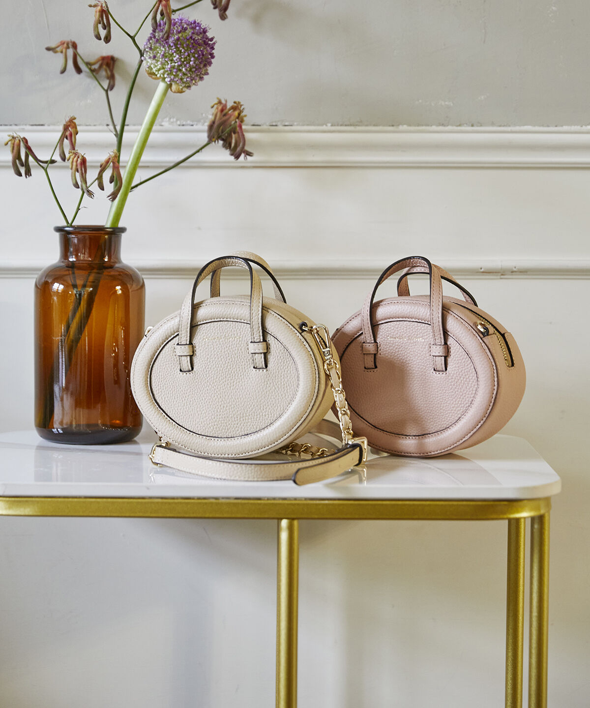 Samantha Thavasa「シンプルサークル型 レザーミニショルダーバッグ」|ショルダー・メッセンジャー|