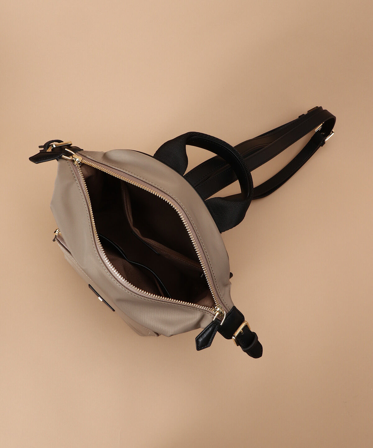 Samantha Thavasa「シンプルナイロンリュック 小サイズ」|リュック|