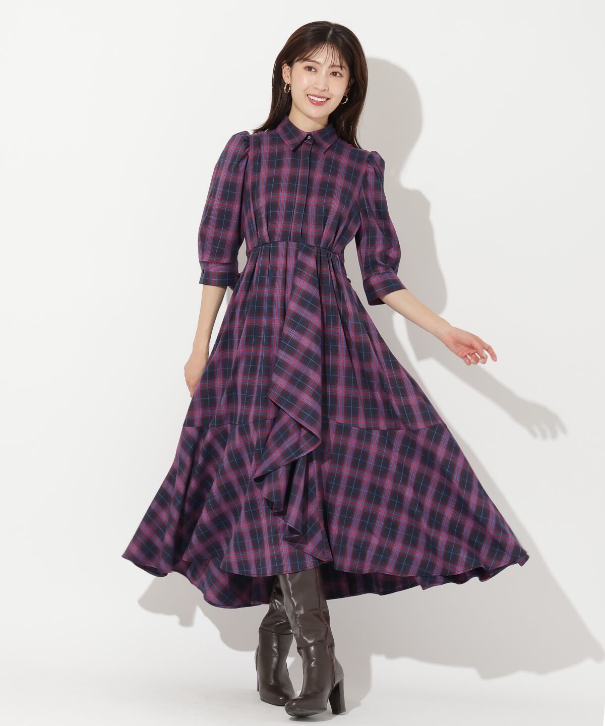 アンドクチュール「ラッフルフリルチェックワンピース」|ワンピース|紺系チェック