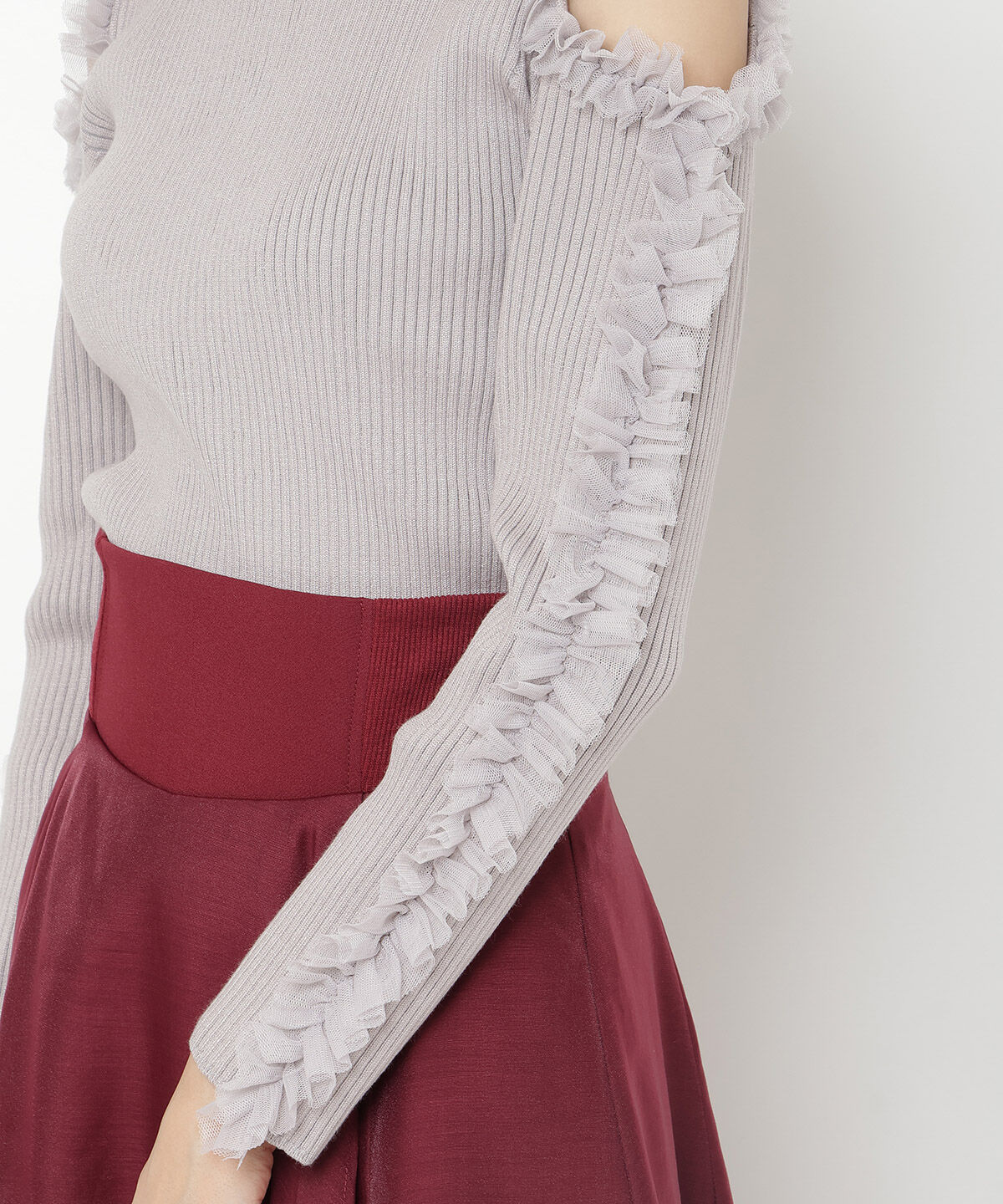 アンドクチュール「チュールフリルオフショルニットプルオーバー」|ニット・セーター|