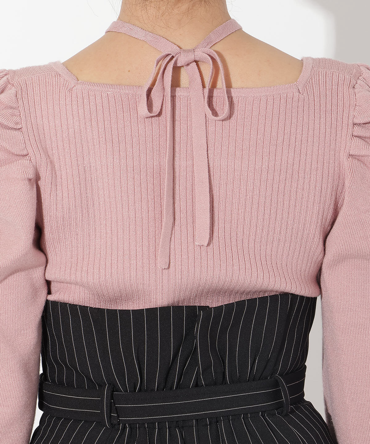 アンドクチュール「スクエアネック袖ギャザープルオーバー」|ニット・セーター|