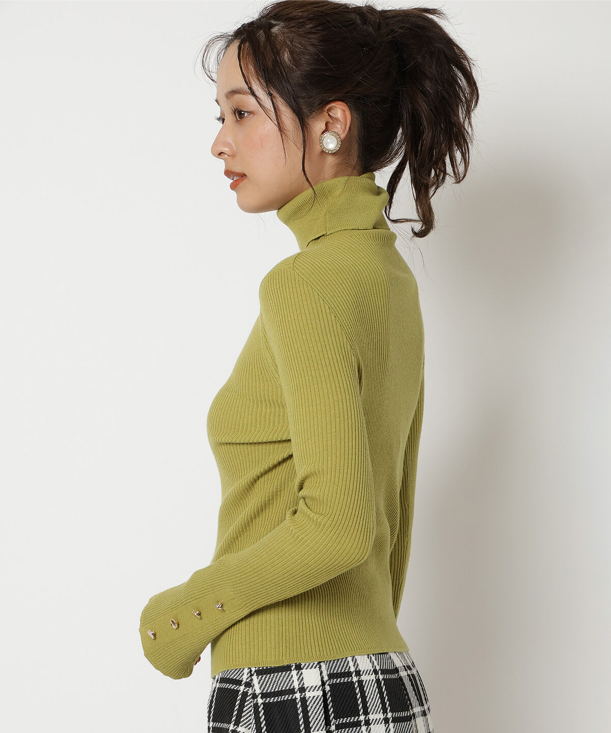 REDYAZEL「袖フレアタートルニット」|ニット・セーター|