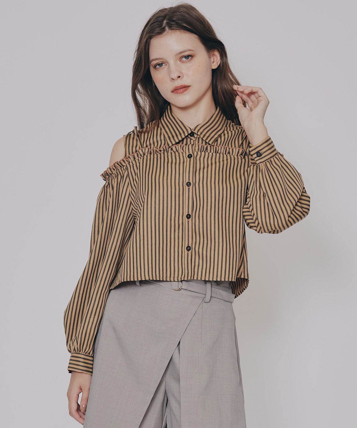 REDYAZEL「ストライプフリルオフショルブラウス」|シャツ・ブラウス|ブラウン