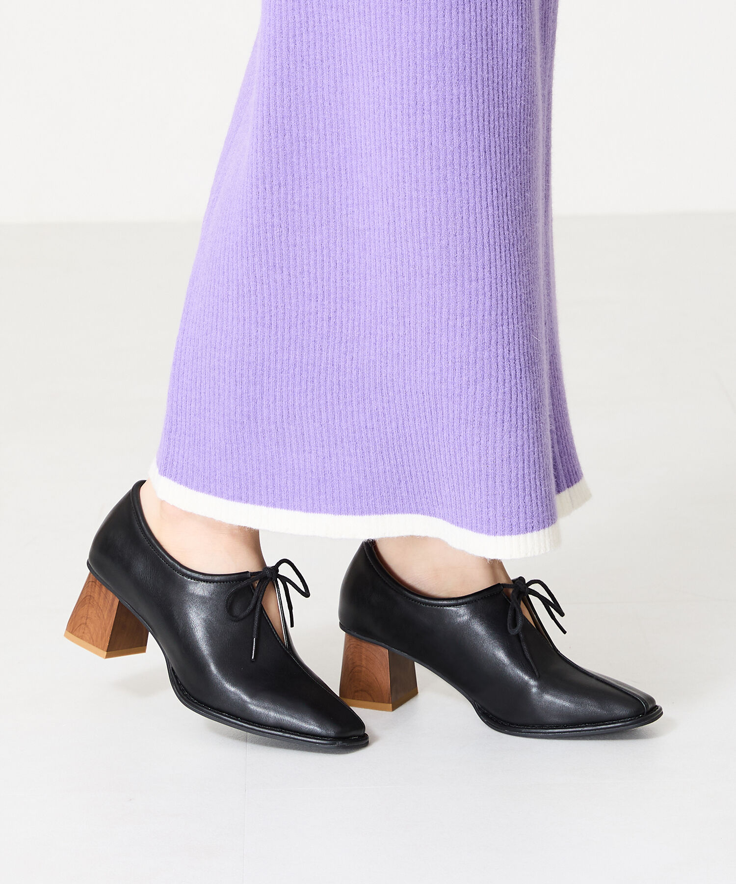 ORiental TRaffic「●2024秋冬新作●ウッドヒール甲深パンプス/41307」|パンプス|