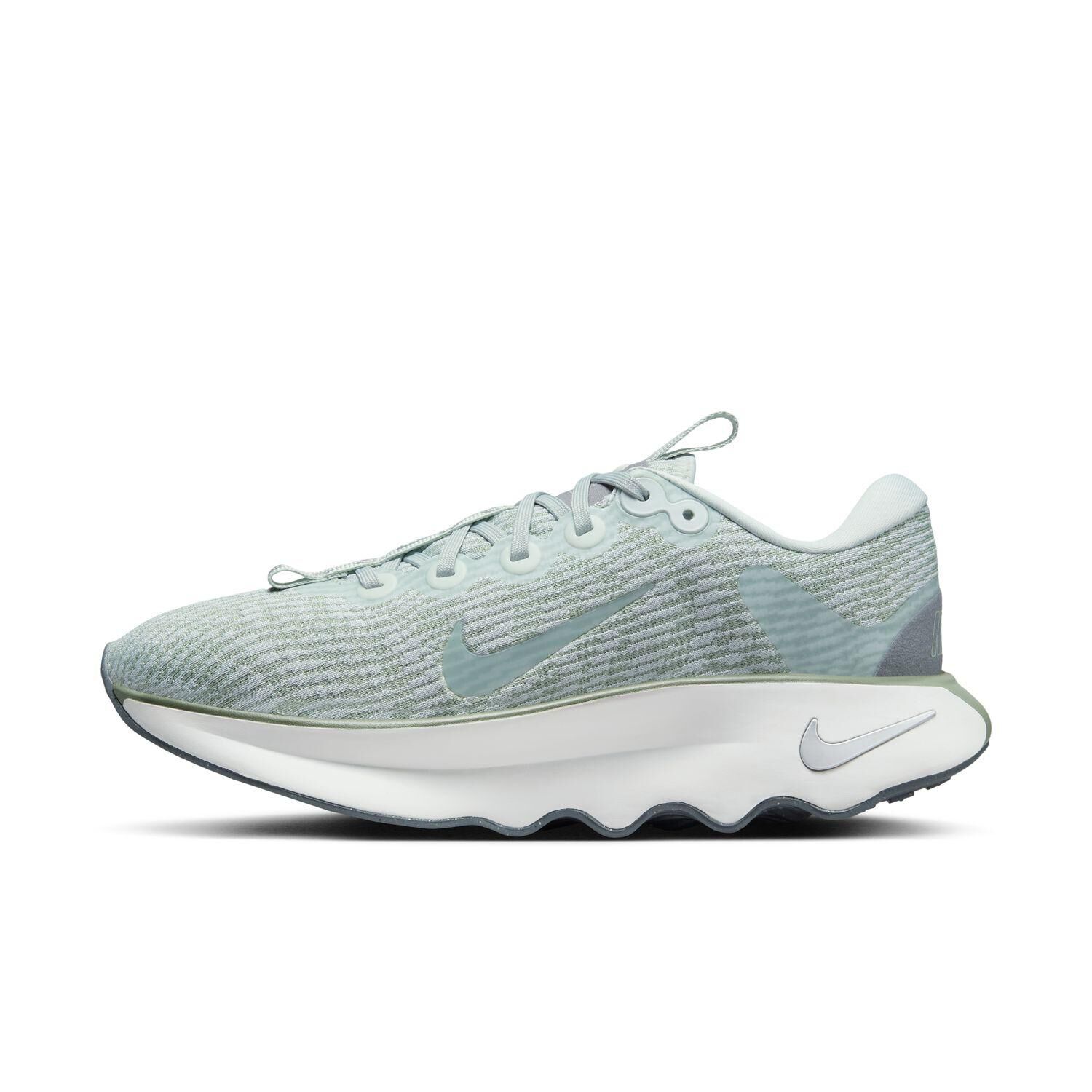 NIKE「【NIKE】W MOTIVA」|スニーカー|グリーン