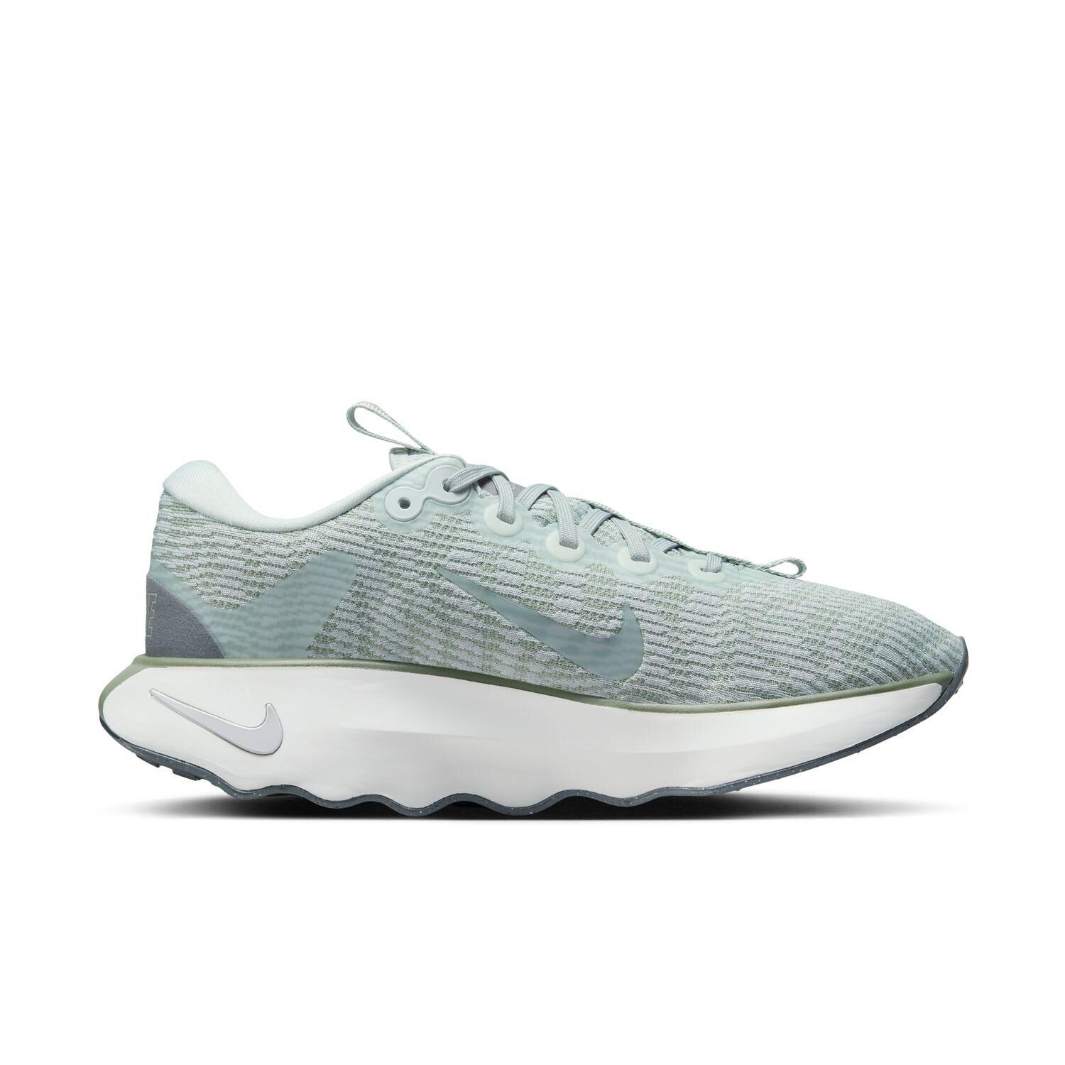 NIKE「【NIKE】W MOTIVA」|スニーカー|