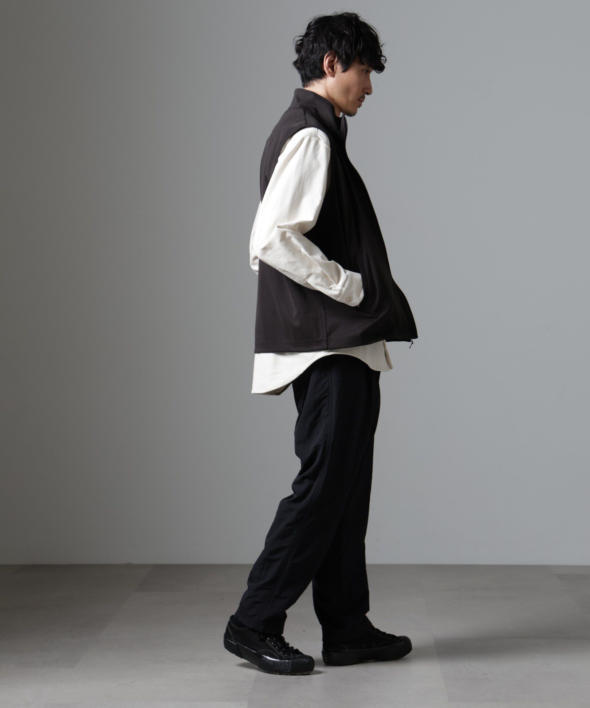 nano･universe「ヌバックライクスムーススタンドカラーベスト」|ダウンベスト・ベスト|