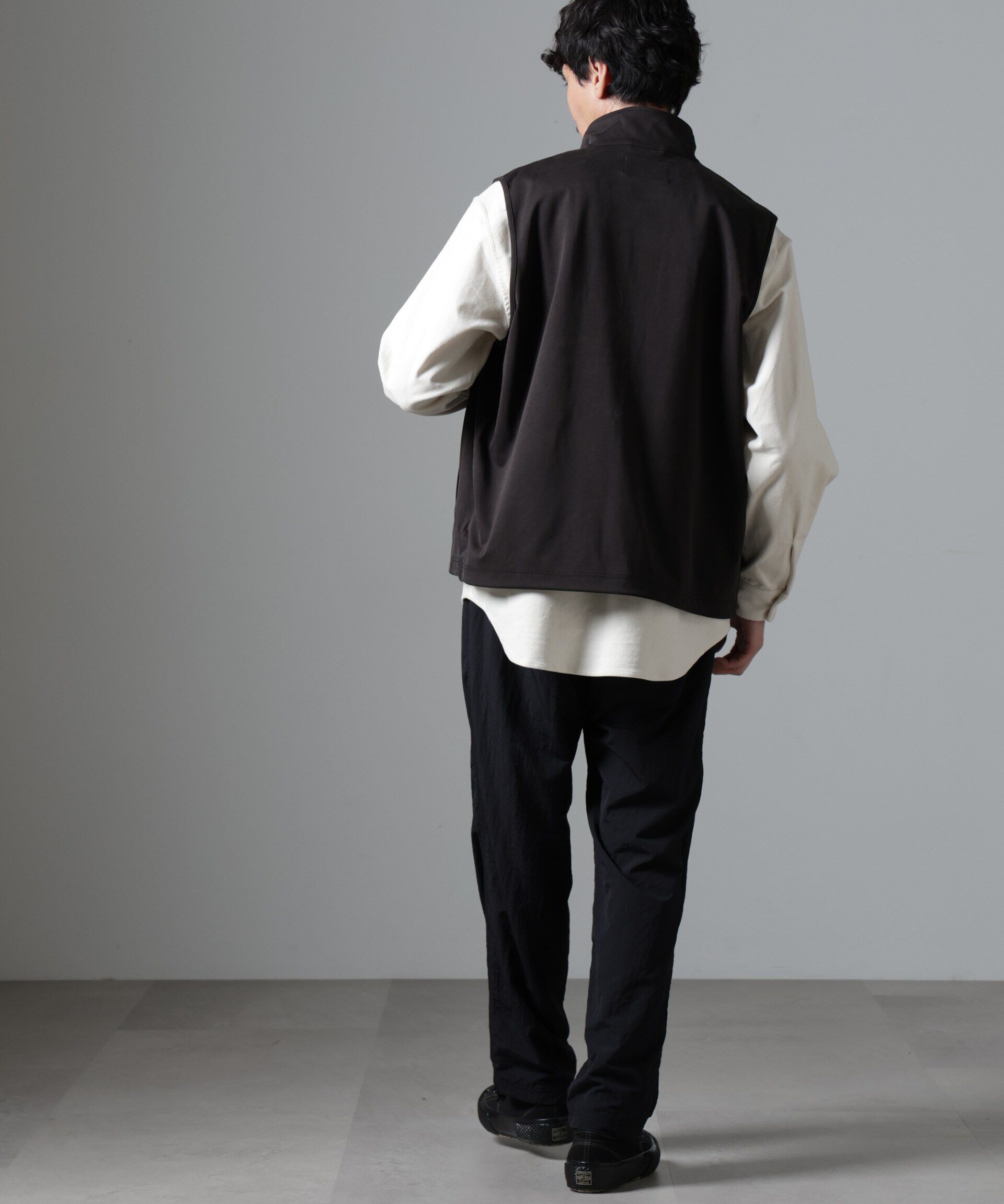 nano･universe「ヌバックライクスムーススタンドカラーベスト」|ダウンベスト・ベスト|