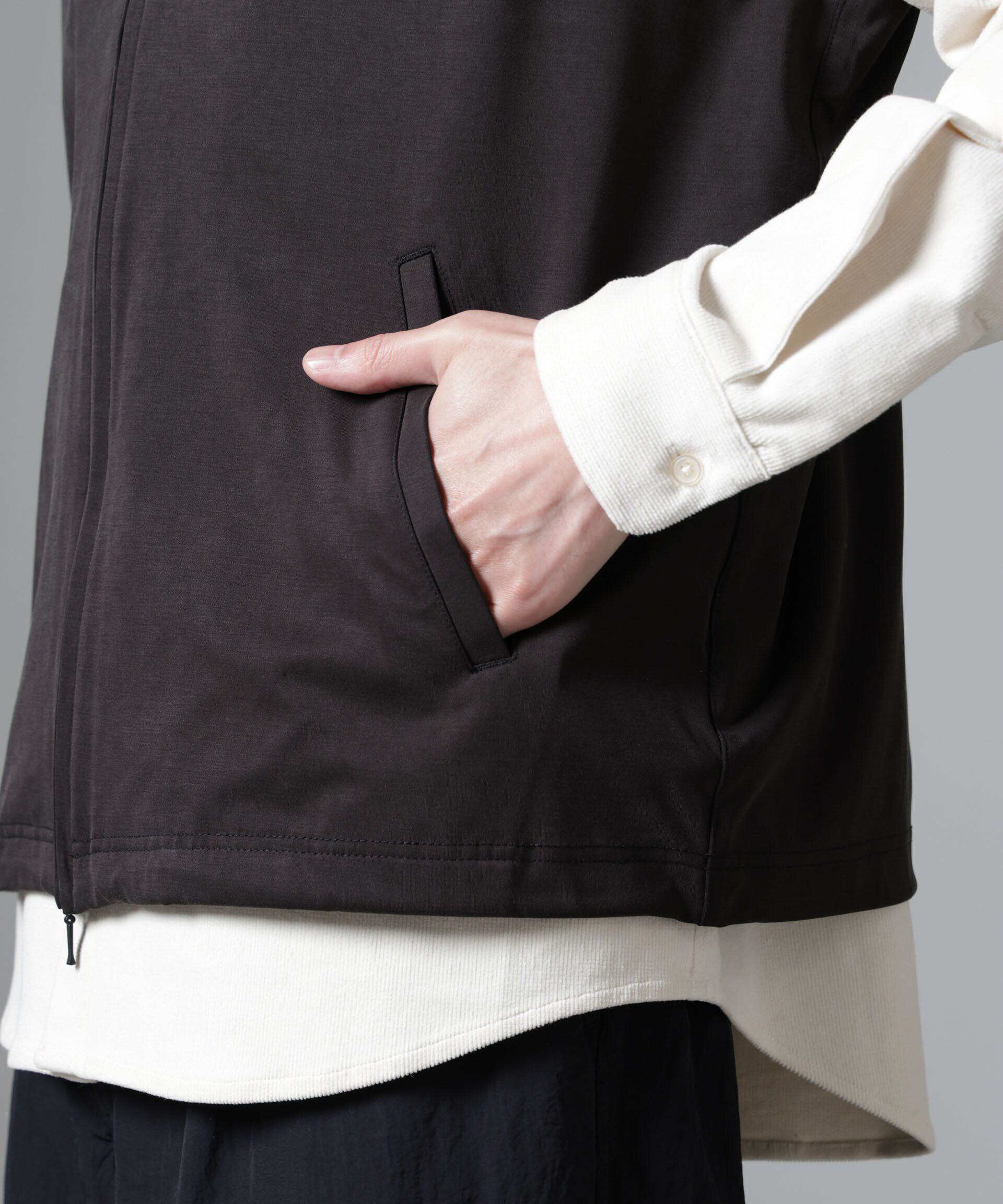 nano･universe「ヌバックライクスムーススタンドカラーベスト」|ダウンベスト・ベスト|