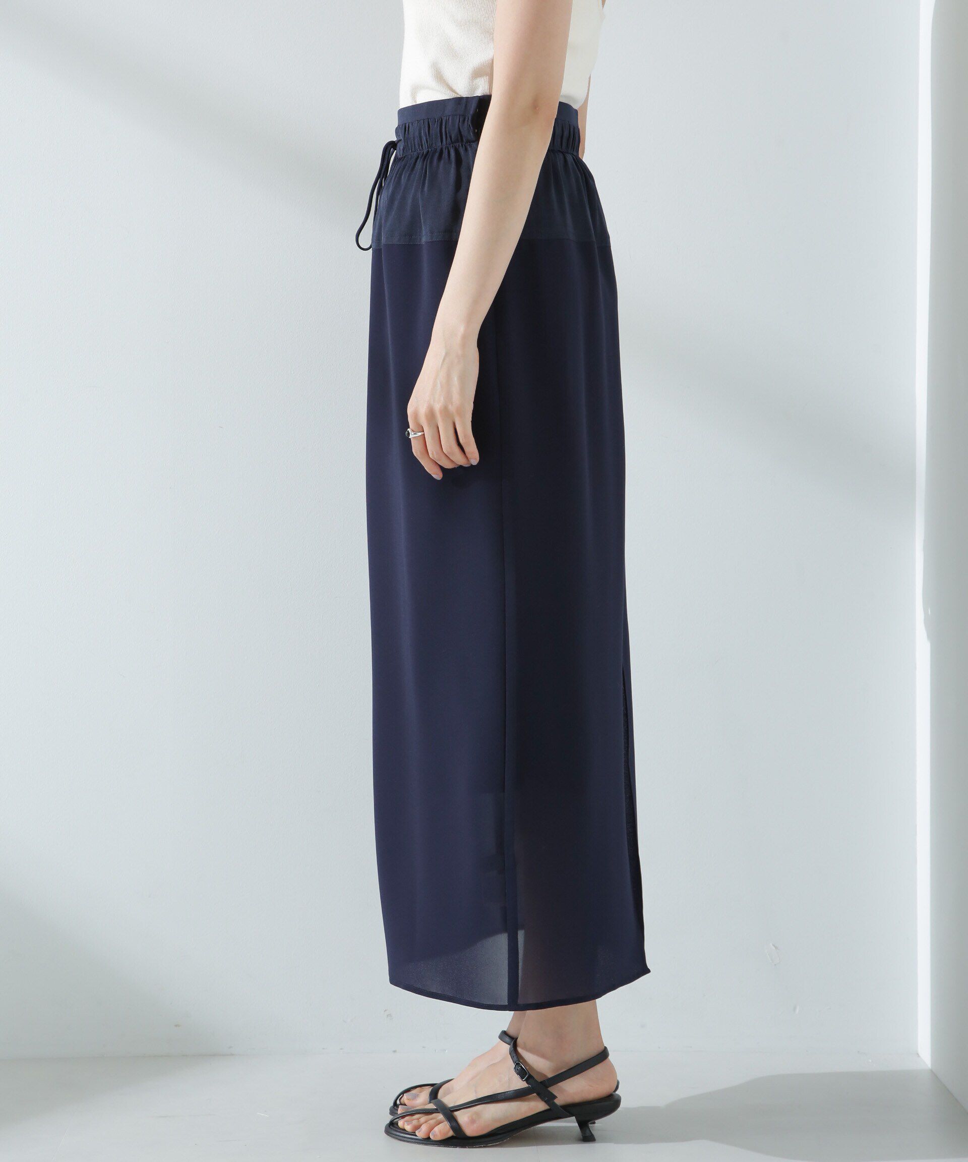 nano･universe「シアーストレッチサテン切り替えスカート」|スカート|