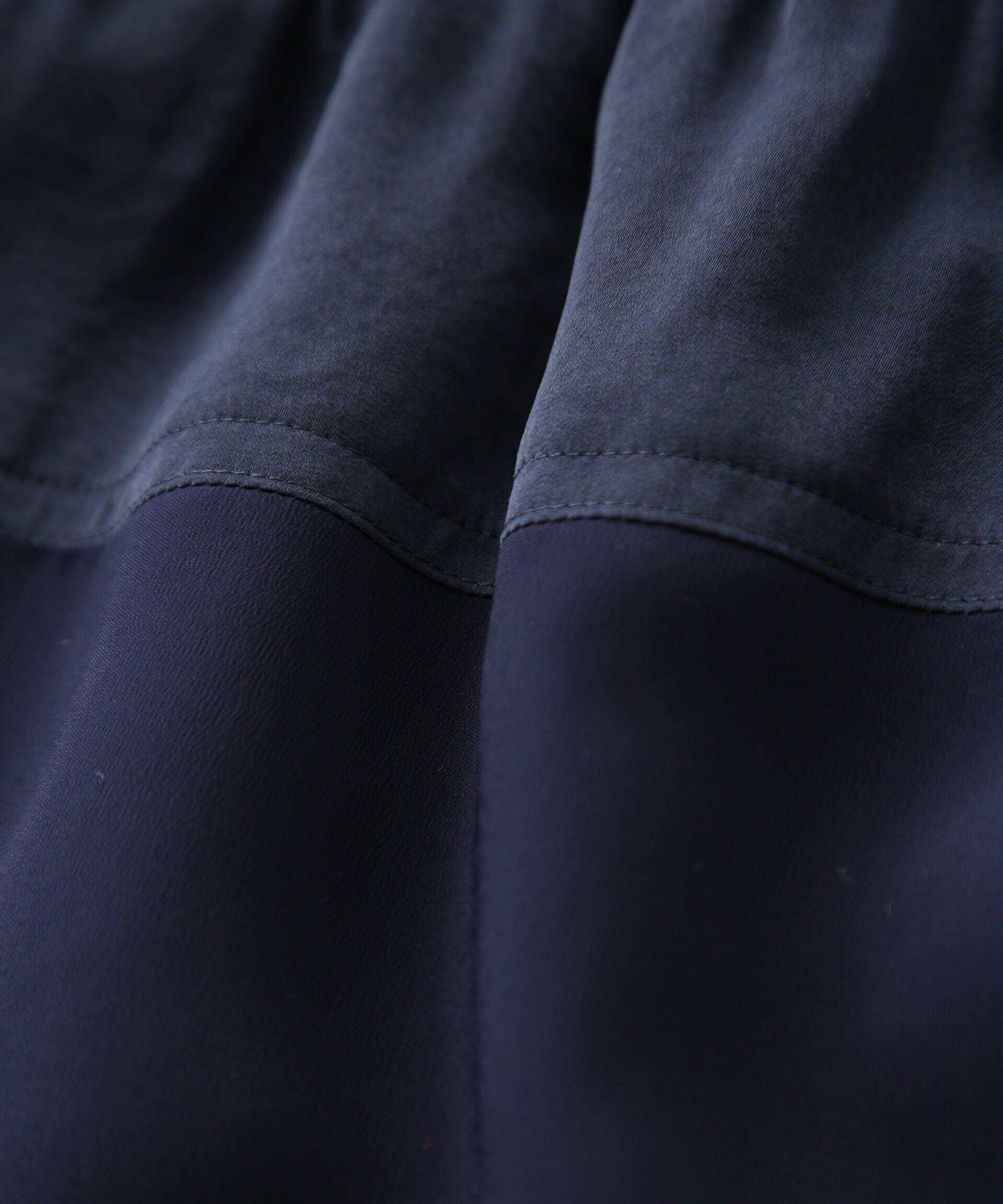 nano･universe「シアーストレッチサテン切り替えスカート」|スカート|