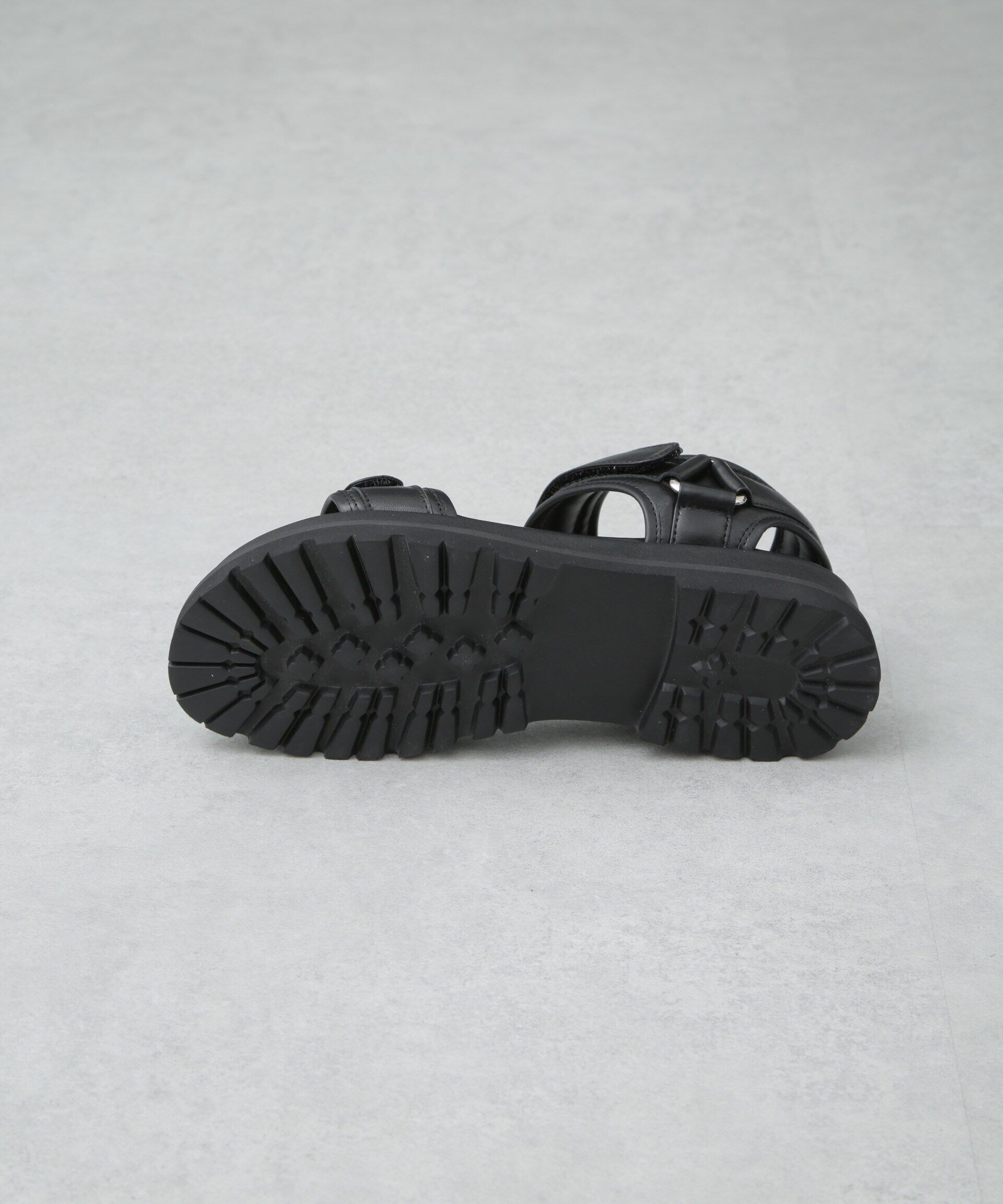 nano･universe「MOHI/ストラップサンダル」|サンダル|