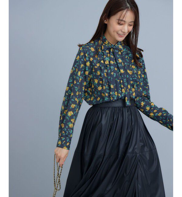 組曲「カッティングローズプリント フリルブラウス」|シャツ・ブラウス|