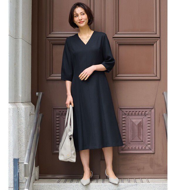 自由区「【接触冷感・速乾・UVケア・撥水・防シワ・XSサイズあり】リネンライクツィルVネック ワンピース」|ワンピース|