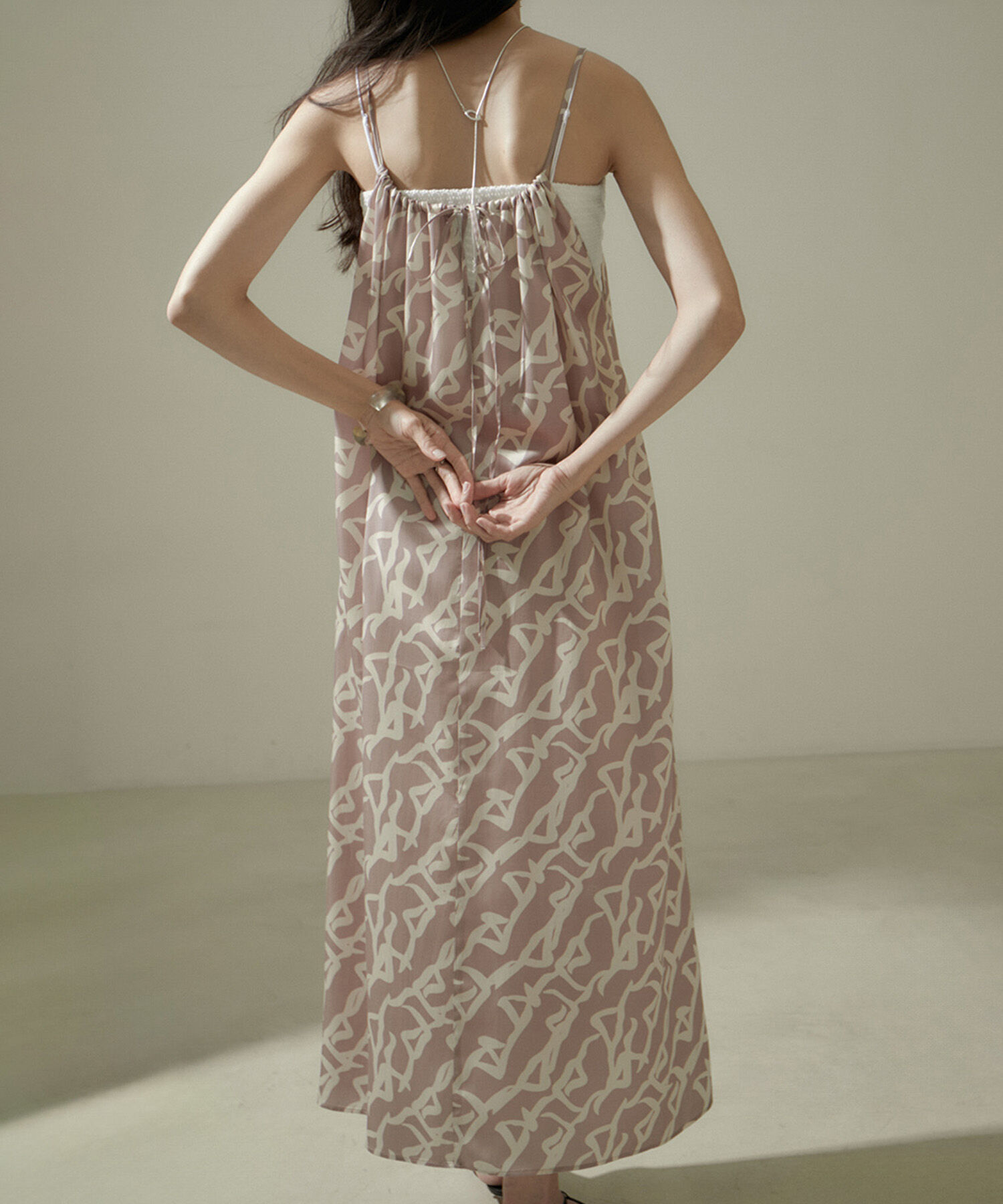 SALON adam et rope'「シーサイドダンサープリント2WAYキャミワンピース」|ワンピース|キャメル系(26)