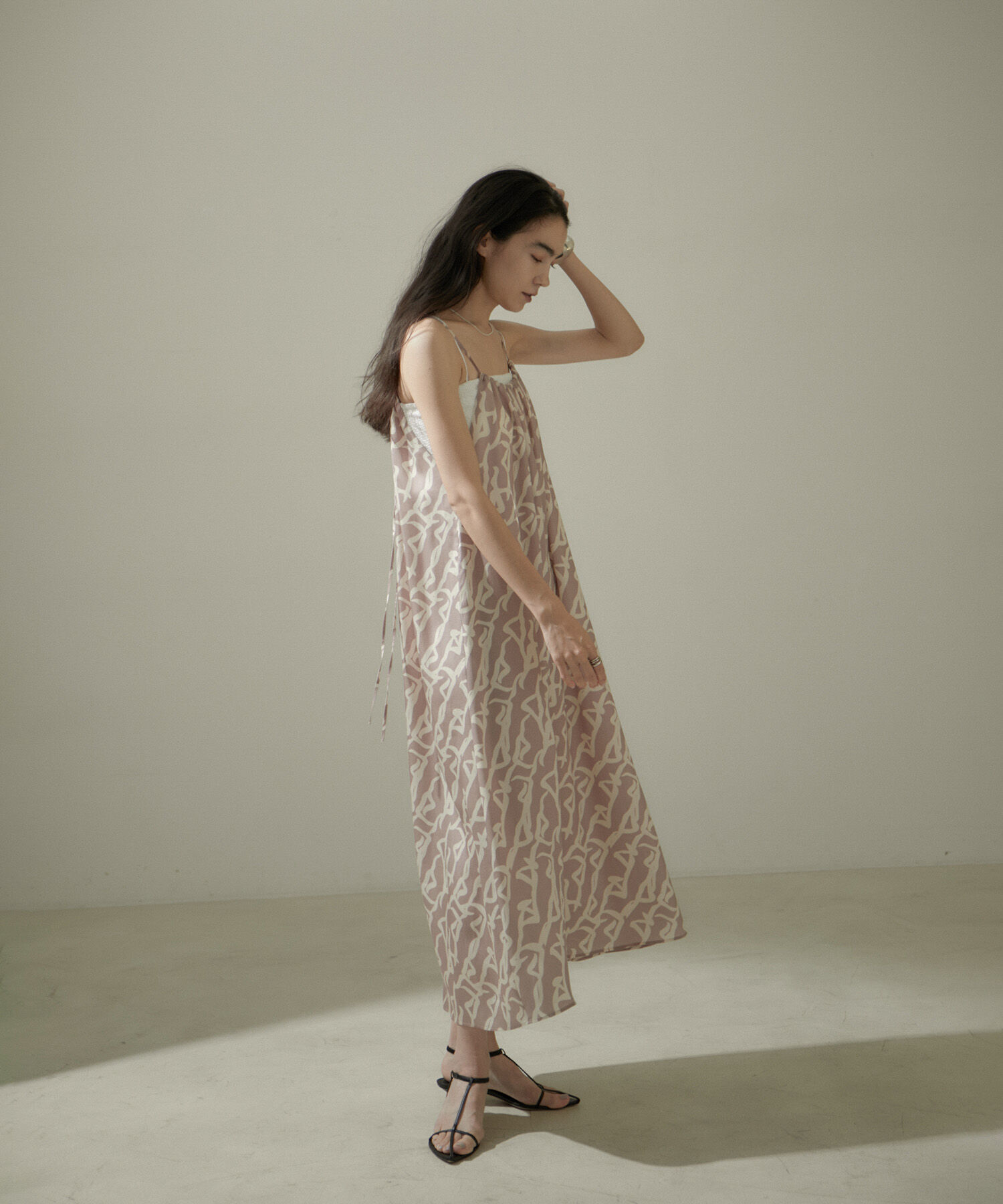 SALON adam et rope'「シーサイドダンサープリント2WAYキャミワンピース」|ワンピース|