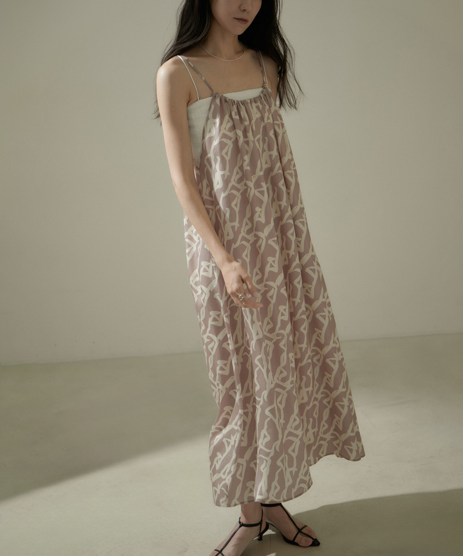 SALON adam et rope'「シーサイドダンサープリント2WAYキャミワンピース」|ワンピース|