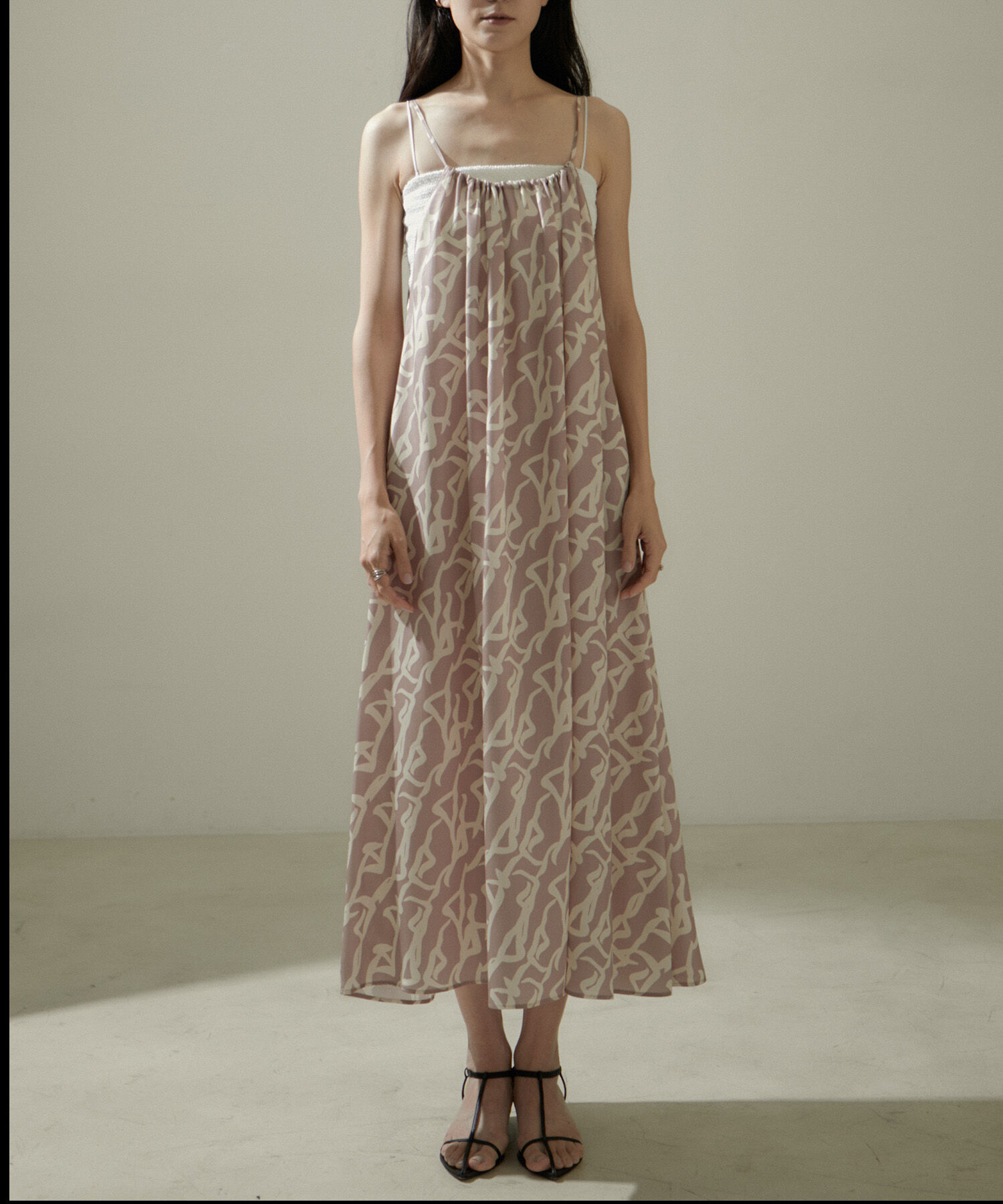 SALON adam et rope'「シーサイドダンサープリント2WAYキャミワンピース」|ワンピース|