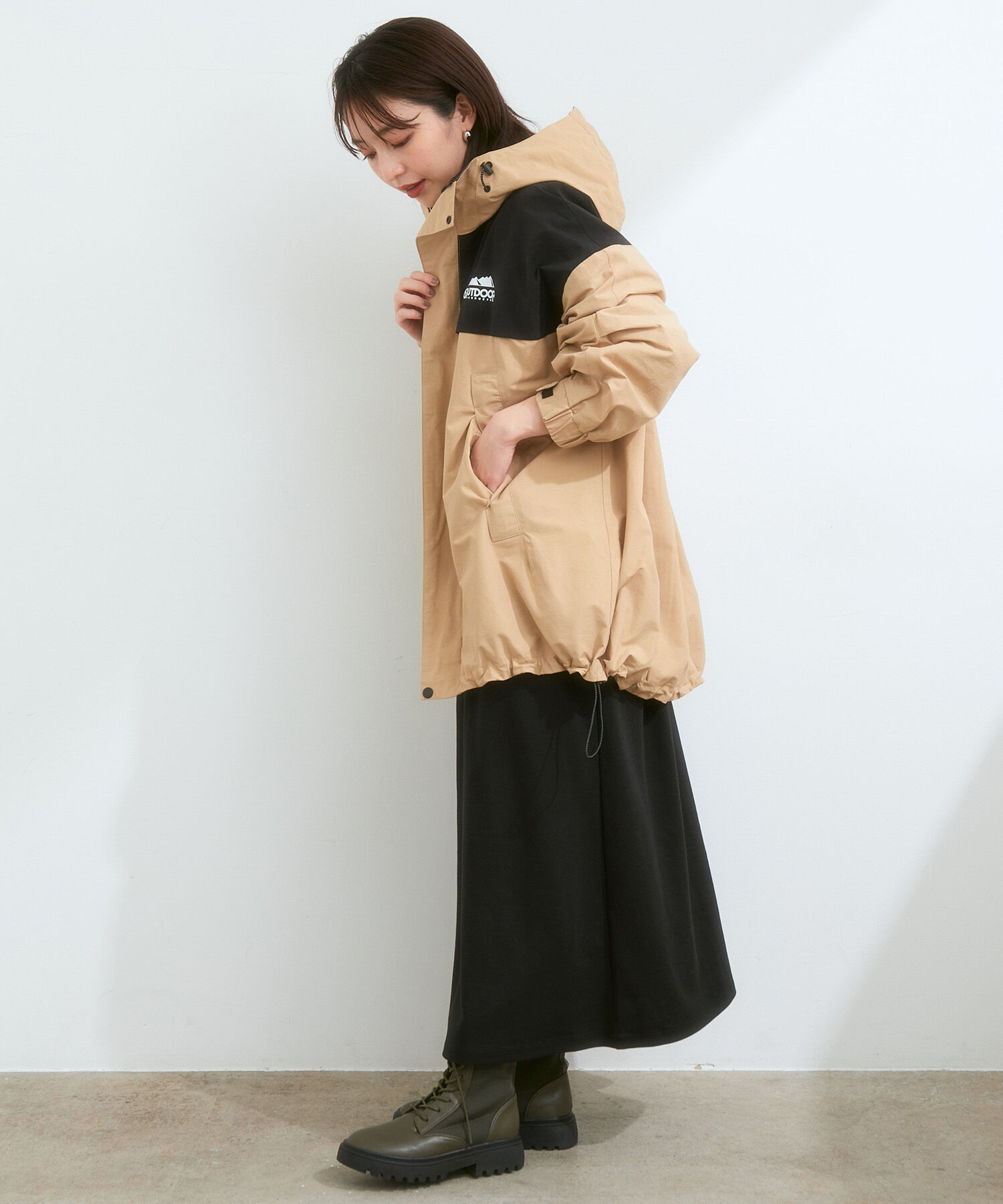 VIS「【OUTDOOR PRODUCTSコラボ】【洗濯可】オーバーサイズマウンテンパーカー」|アウトドア|