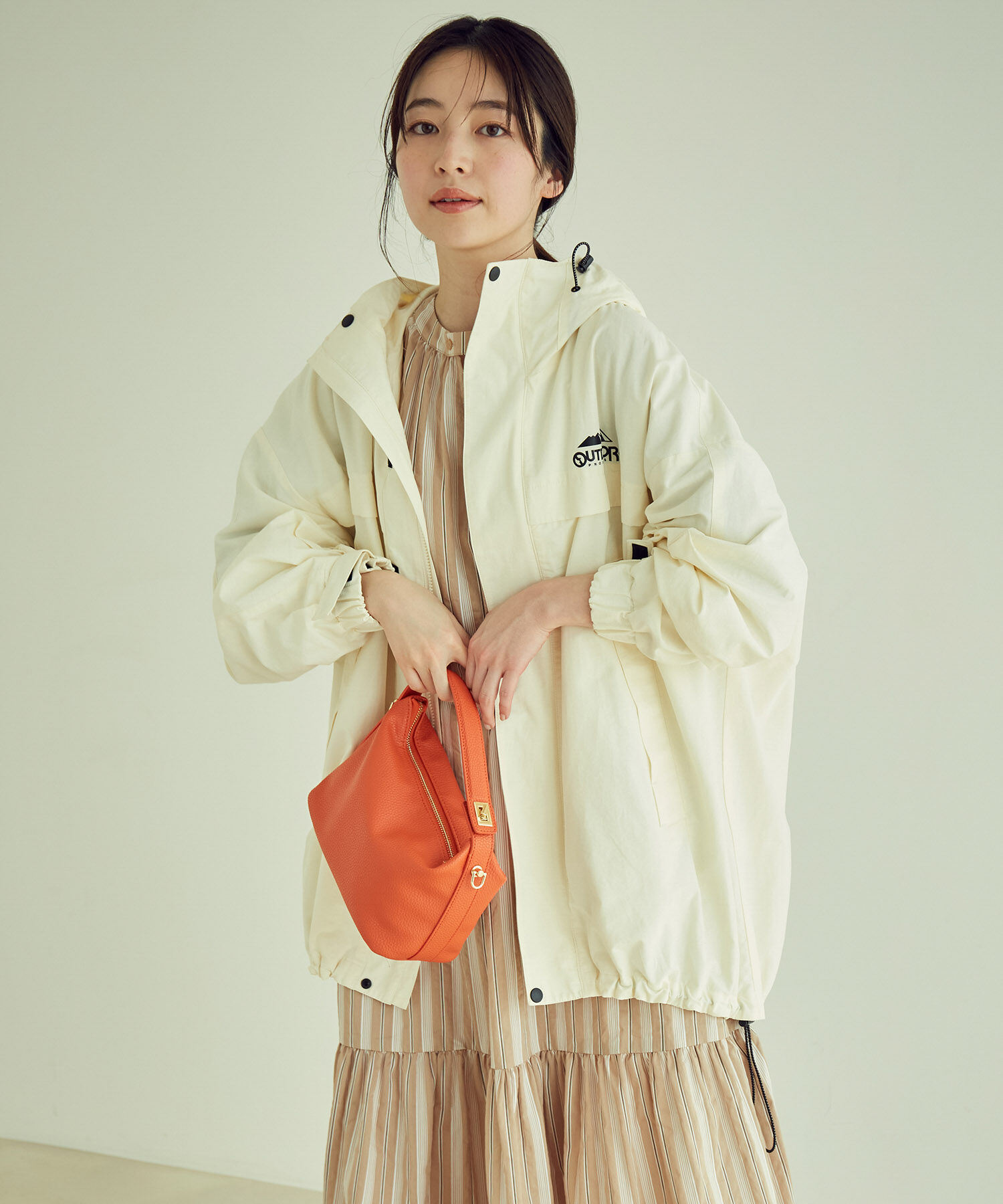 VIS「【OUTDOOR PRODUCTSコラボ】【洗濯可】オーバーサイズマウンテンパーカー」|アウトドア|