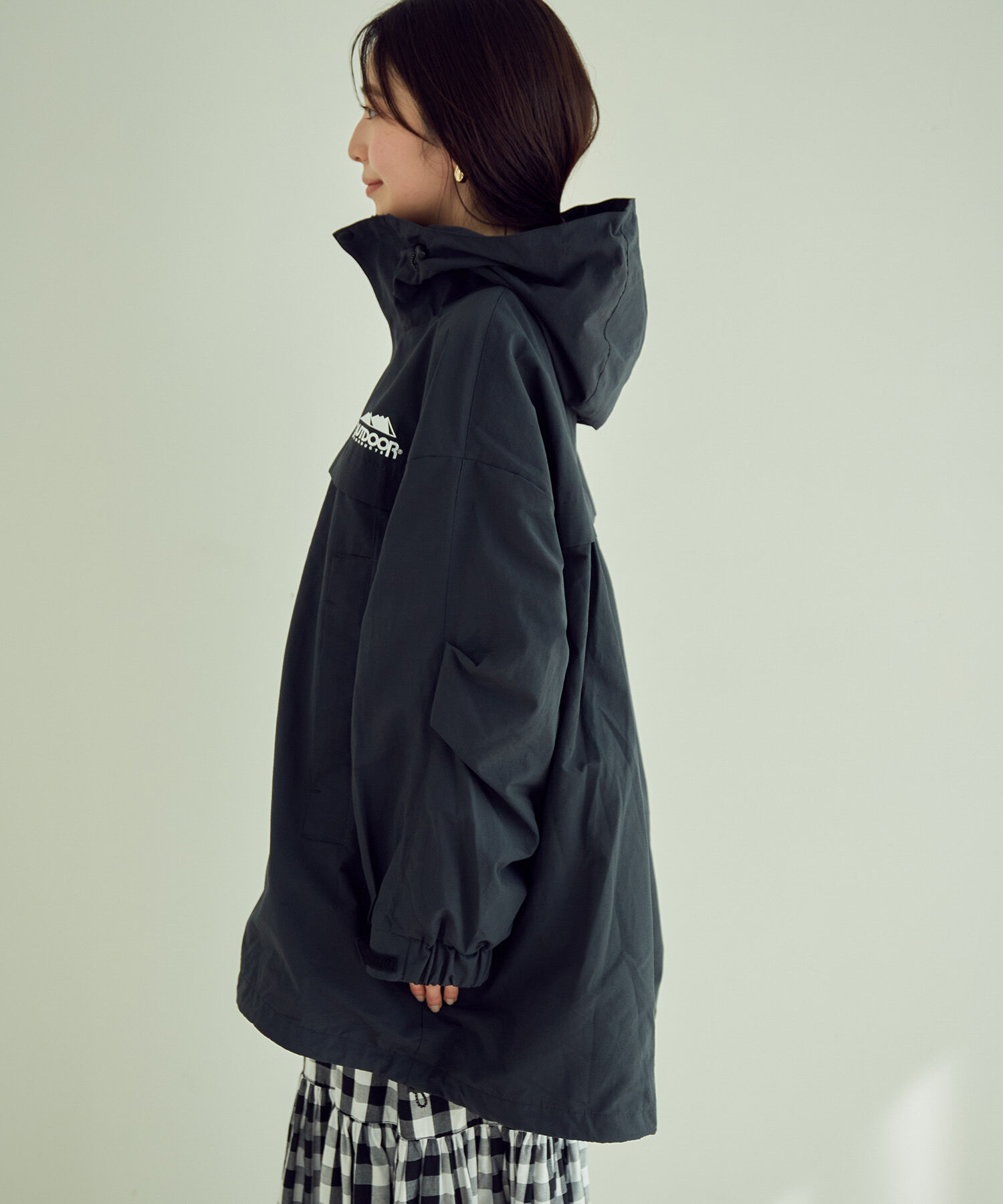 VIS「【OUTDOOR PRODUCTSコラボ】【洗濯可】オーバーサイズマウンテンパーカー」|アウトドア|