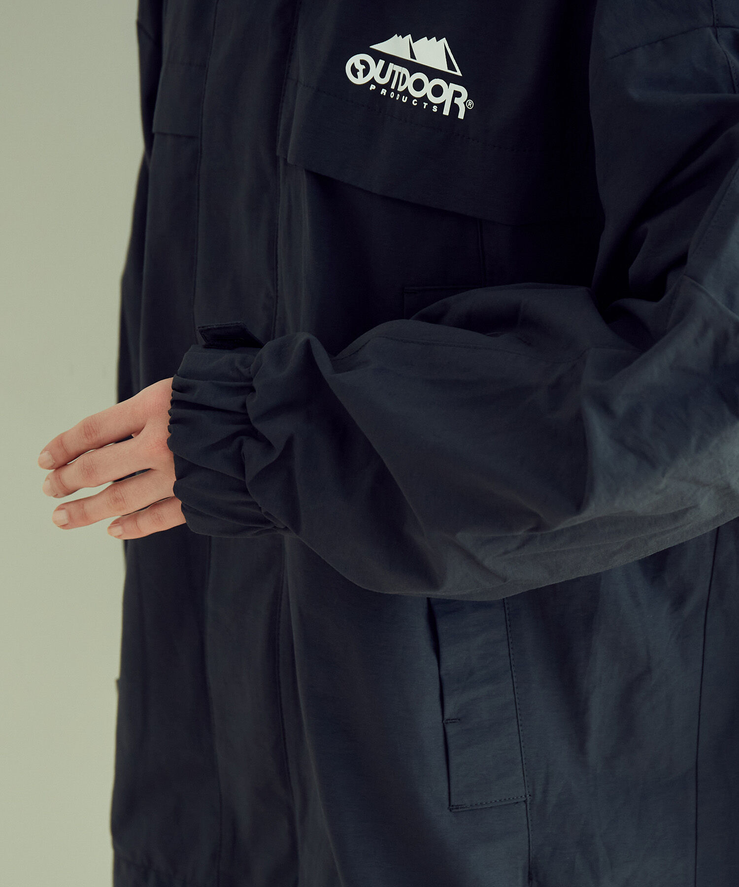 VIS「【OUTDOOR PRODUCTSコラボ】【洗濯可】オーバーサイズマウンテンパーカー」|アウトドア|