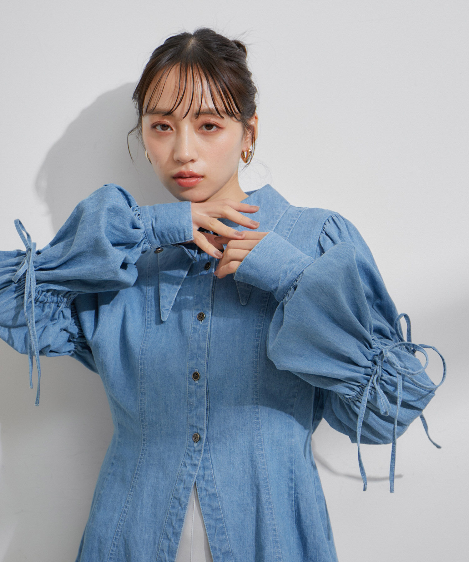 VIS「【洗える】デニムシャツブラウス」|シャツ・ブラウス|