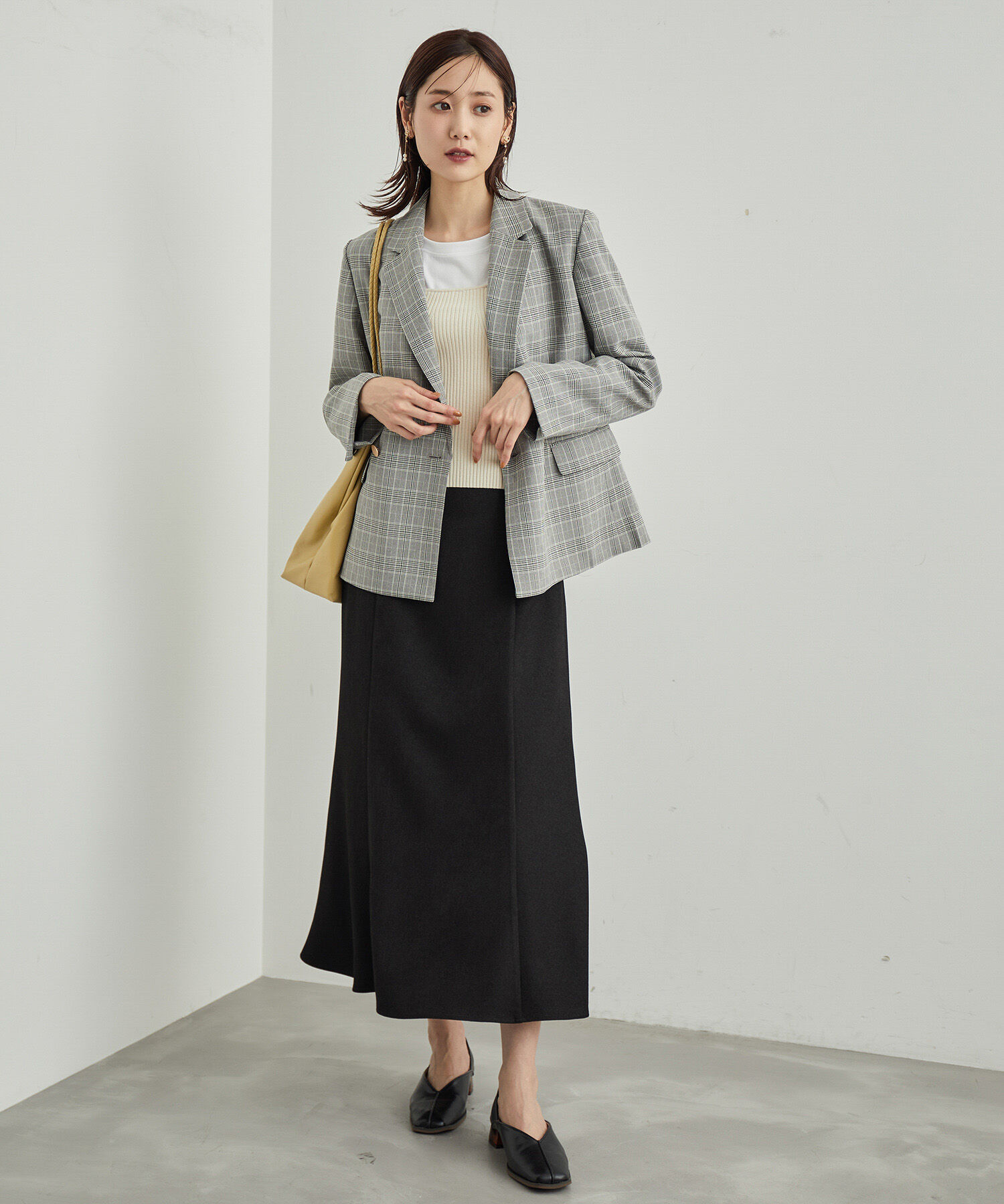 Rope&rsquo;Picnic「ウールライクサキソニーゴールドボタンジャケット(ショート丈)」|テーラードジャケット|