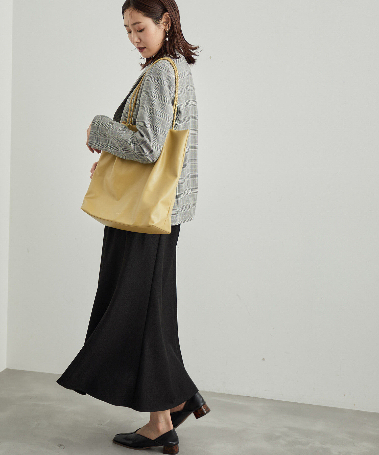 Rope&rsquo;Picnic「ウールライクサキソニーゴールドボタンジャケット(ショート丈)」|テーラードジャケット|