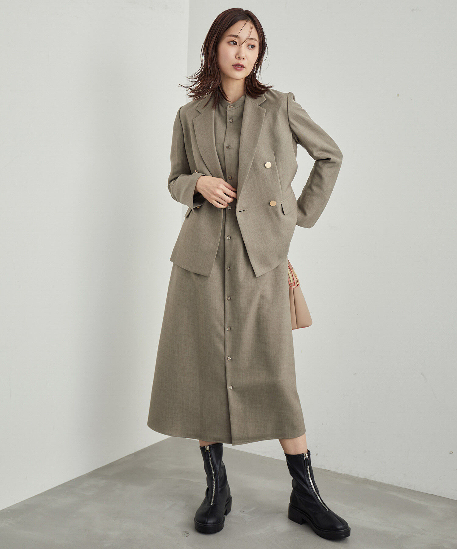 Rope&rsquo;Picnic「ウールライクサキソニーゴールドボタンジャケット(ショート丈)」|テーラードジャケット|