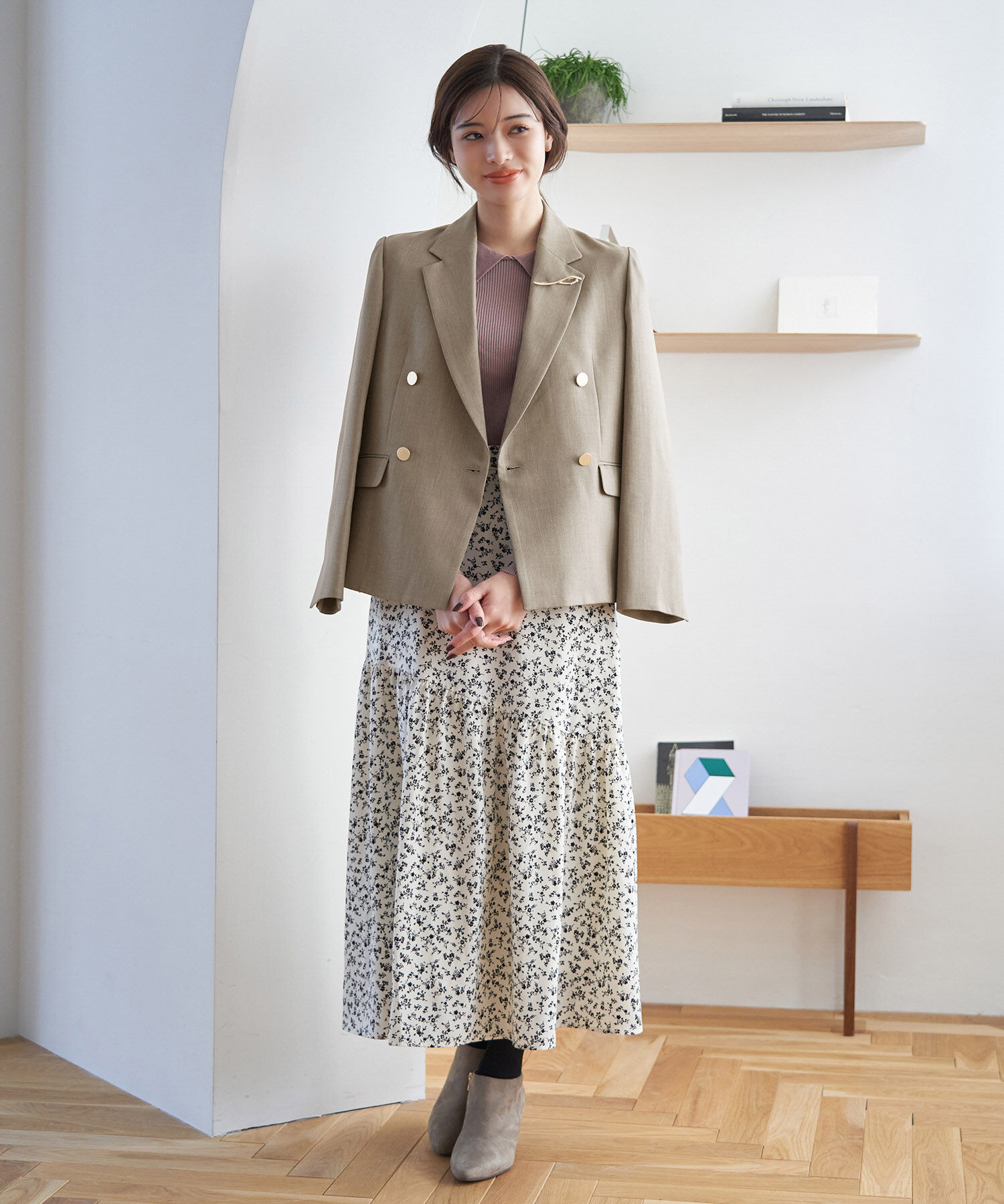 Rope&rsquo;Picnic「ウールライクサキソニーゴールドボタンジャケット(ショート丈)」|テーラードジャケット|