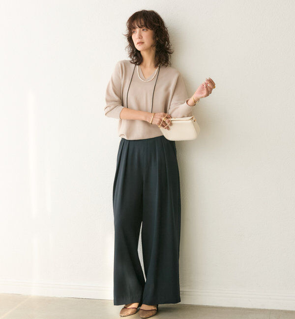  「【ウォッシャブル】【シーズンレスで使える】タックワイドスラックス」|チノ|