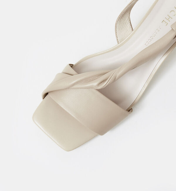 AU BANNISTER「ツイストベルト サンダル」|サンダル|