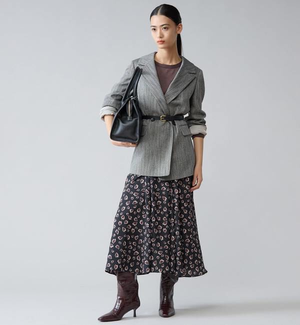 TIARA「ヘリンボンピークドジャケット」|テーラードジャケット|