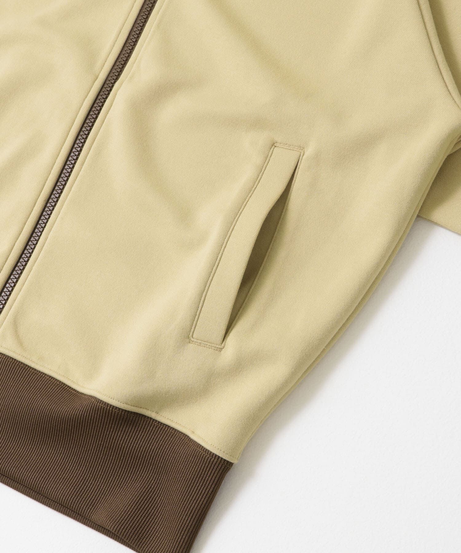 URBAN RESEARCH DOORS「『別注』PUMA&times;DOORS　T7 TRACK JACKET」|ノーカラーコート|