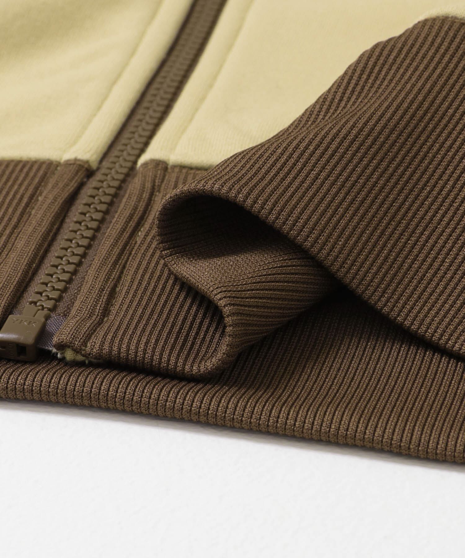 URBAN RESEARCH DOORS「『別注』PUMA&times;DOORS　T7 TRACK JACKET」|ノーカラーコート|