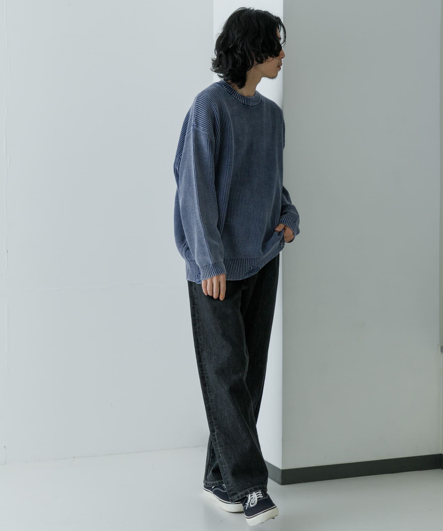 URBAN RESEARCH「URBAN RESEARCH iD　ストーンウォッシュダメージニット」|ニット・セーター|