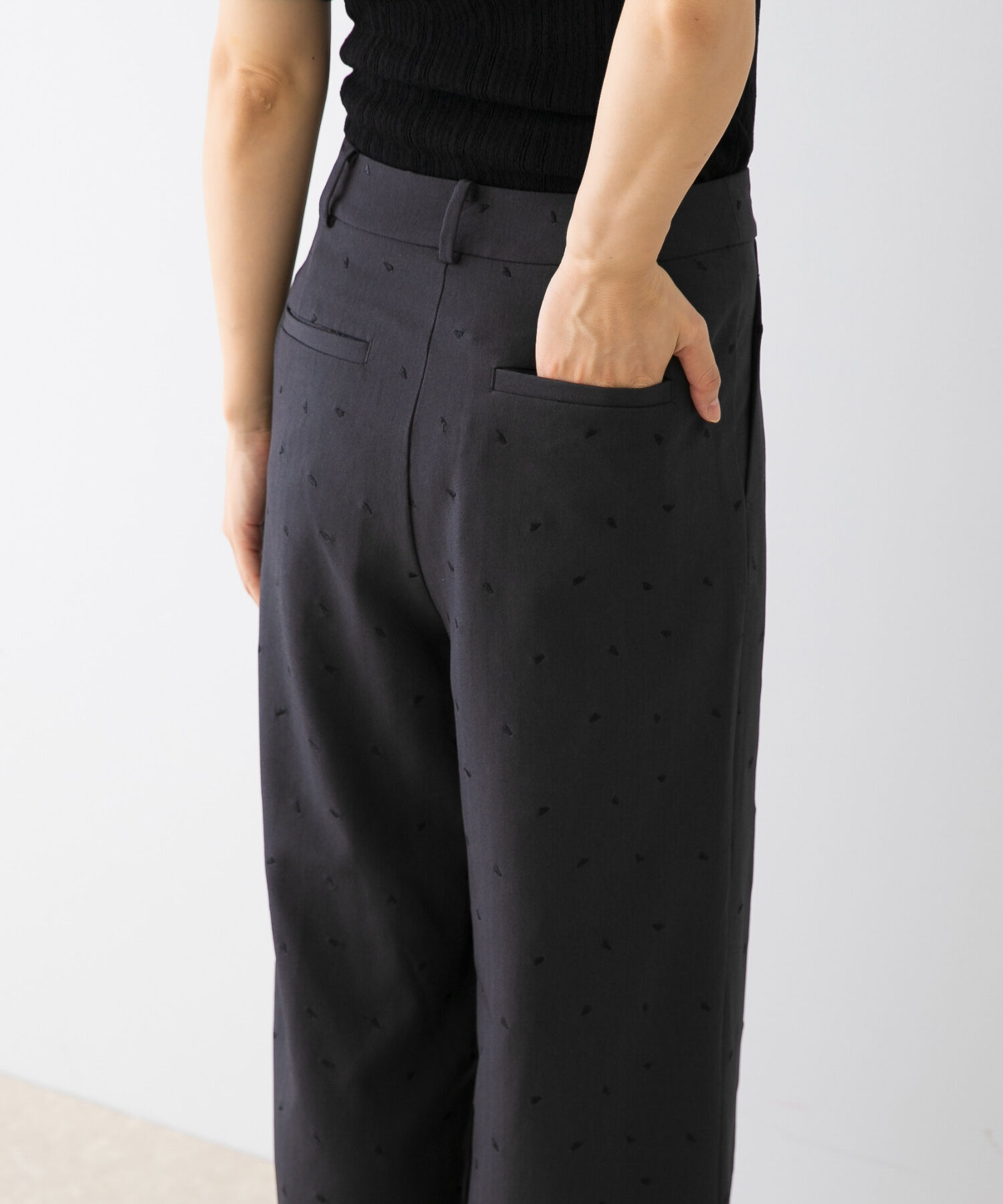 URBAN RESEARCH ROSSO「F by ROSSO　ハート刺繍タックワイドパンツ」|その他|