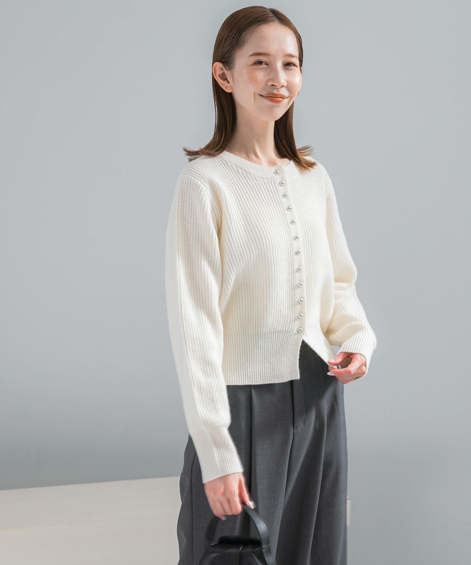 URBAN RESEARCH ROSSO「『WEB限定』ボタンデザインニットプルオーバー」|カーディガン|ホワイト