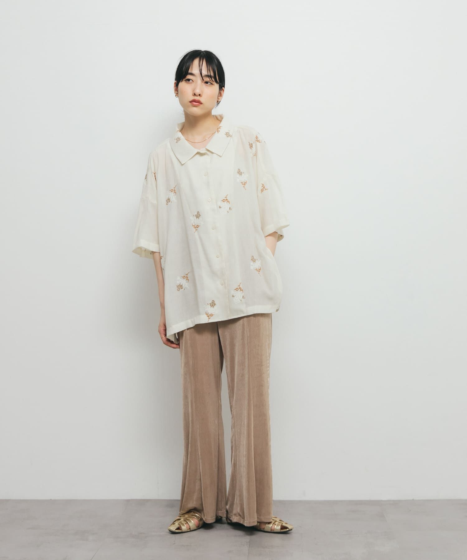  「シャイニーイージーフレアパンツ」|その他|