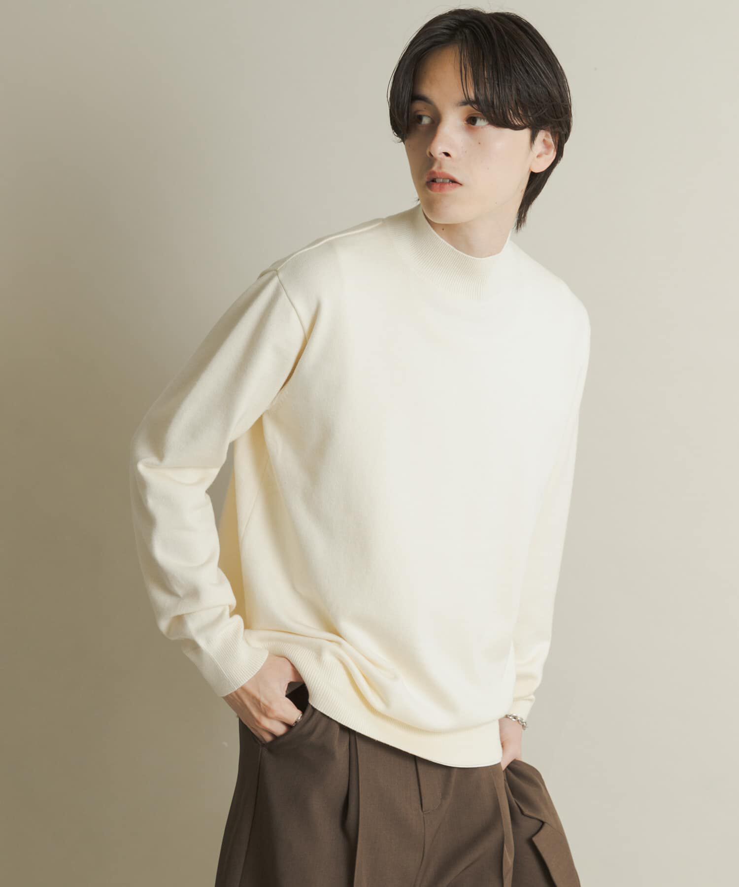 SENSE OF PLACE by URBAN RESEARCH「『一部WEB限定カラー』『洗濯可/毛玉防止』ストレッチモックネックニット」|ニット・セーター|