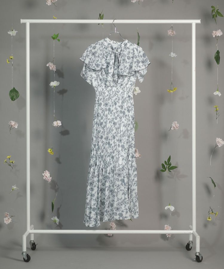 Green Parks「dazzlin フレンチスリーブ花柄ワンピース」|ワンピース|Off White
