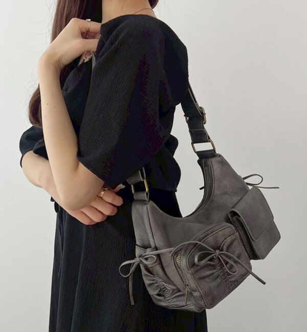  「【WEB限定/リバイバル】ドロストポケ付きリボンショルダーバッグ」|ショルダー・メッセンジャー|