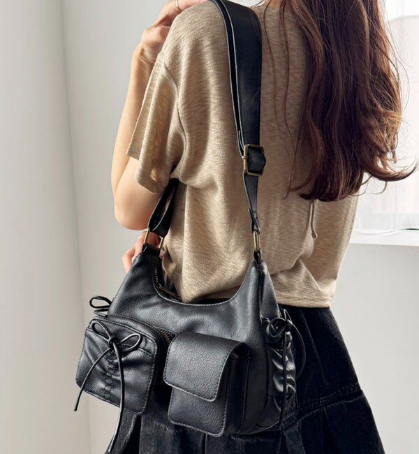  「【WEB限定/リバイバル】ドロストポケ付きリボンショルダーバッグ」|ショルダー・メッセンジャー|