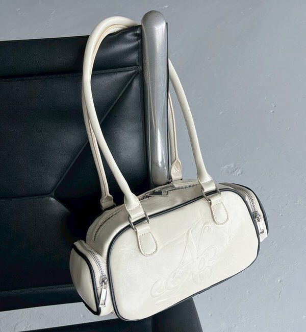  「エンボスロゴボストンバッグ」|ショルダー・メッセンジャー|