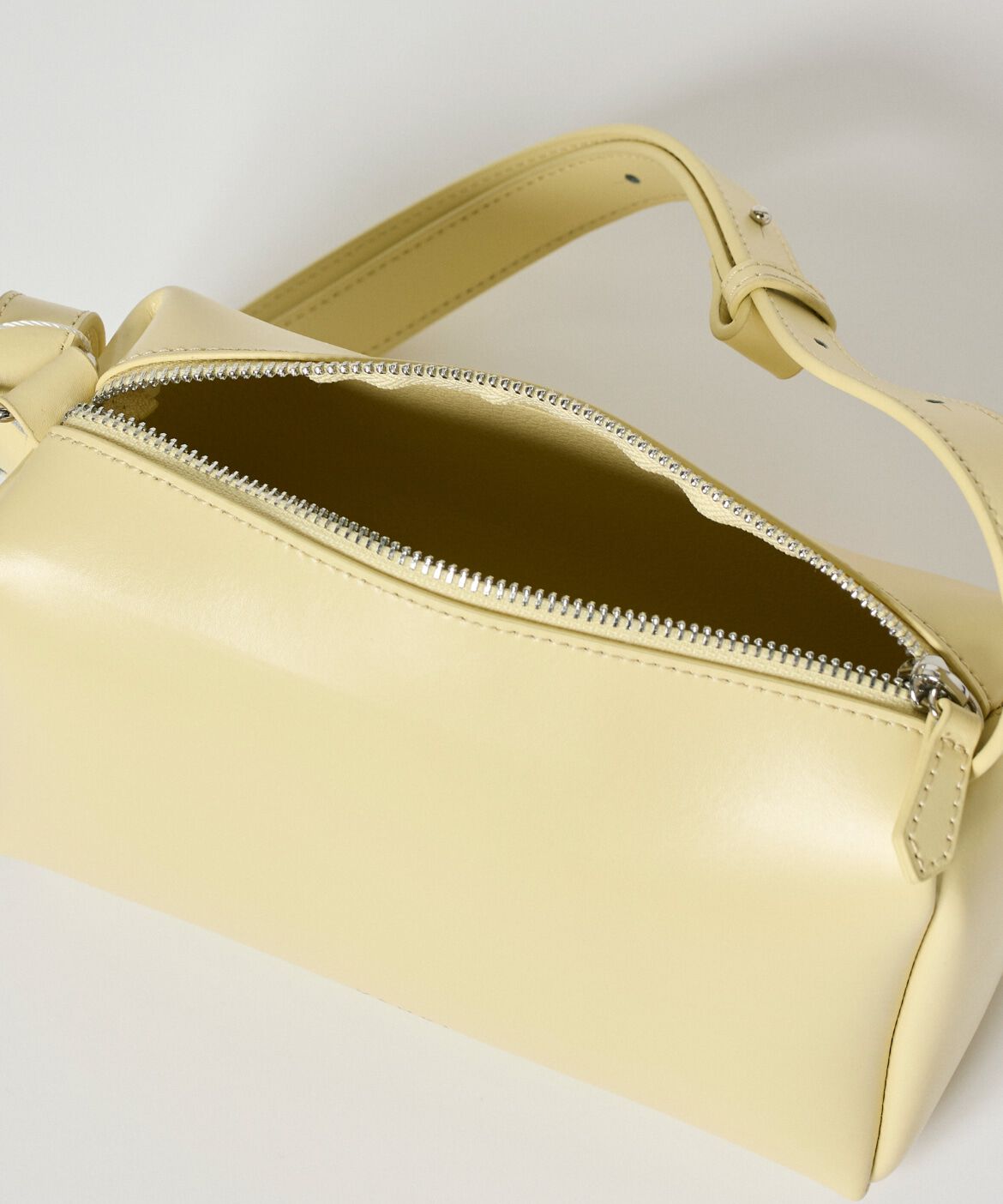 INED「《SUPERIOR CLOSET》ﾀﾞﾌﾞﾙﾌｪｲｽﾚｻﾞｰﾎﾞｽﾄﾝ型ｼｮﾙﾀﾞｰﾊ 」|ショルダー・メッセンジャー|